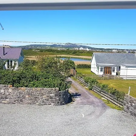 Willow Snug - Trearddur Bay Cosy Apartment Extérieur photo