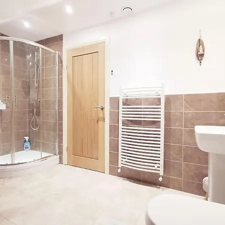 Willow Snug - Trearddur Bay Cosy Apartment Extérieur photo