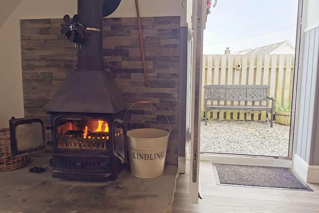 Willow Snug - Bay Cosy Holiday home Trearddur